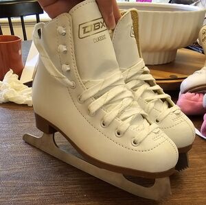 Ubx ice skates size 13 youth